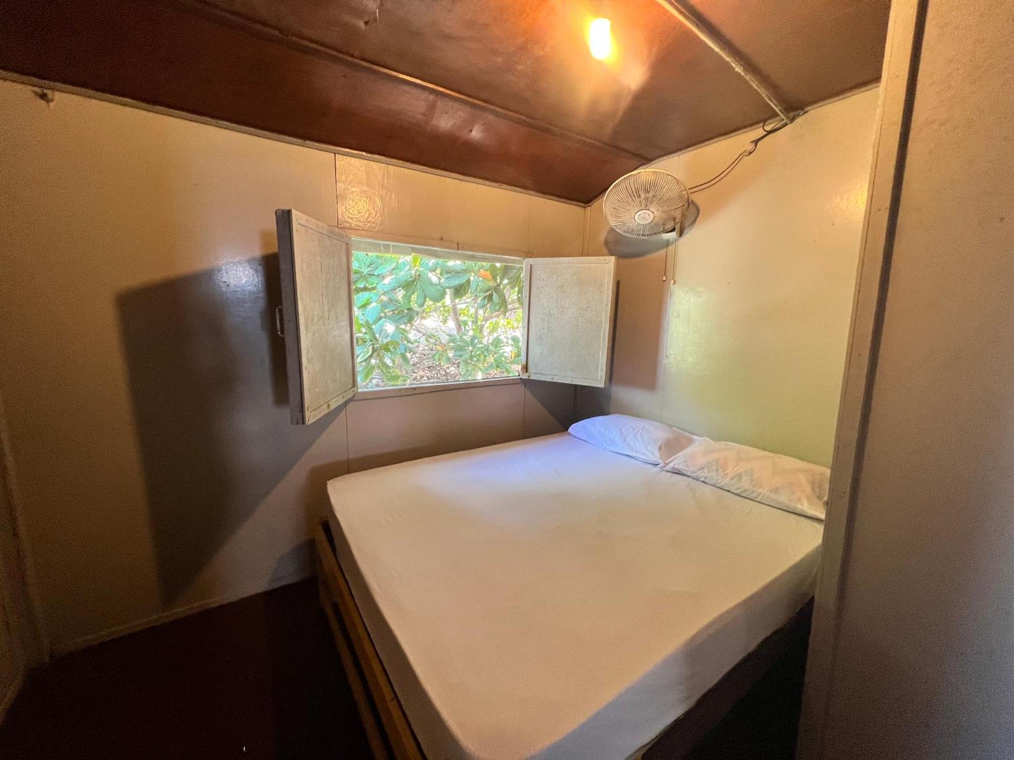 Ohlala Guesthouse بيرهينتيان المظهر الخارجي الصورة